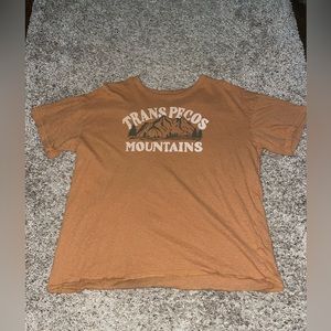 American Eagle Size Medium Transpecos Mountains Tee